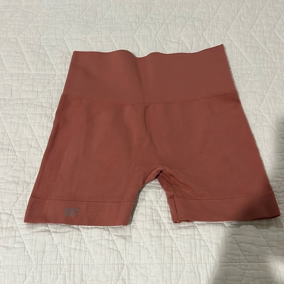 SET Active Pants - Set Active x OUAI shorts